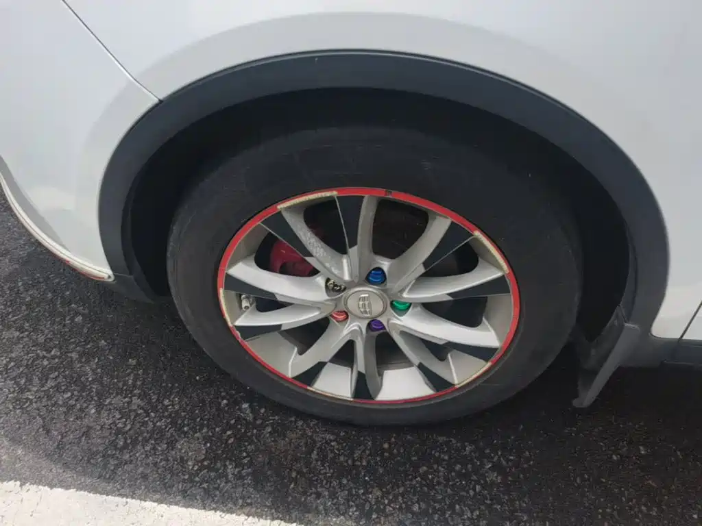 Geely Emgrand GS — миниатюра 23
