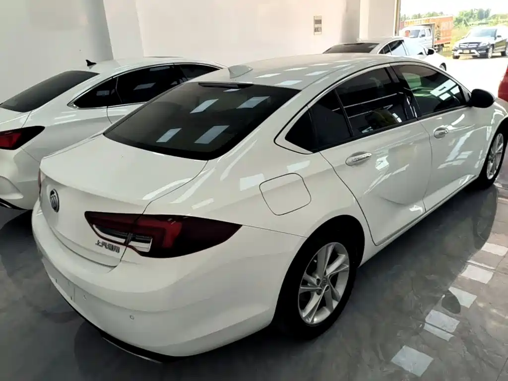 Buick Regal — миниатюра 7
