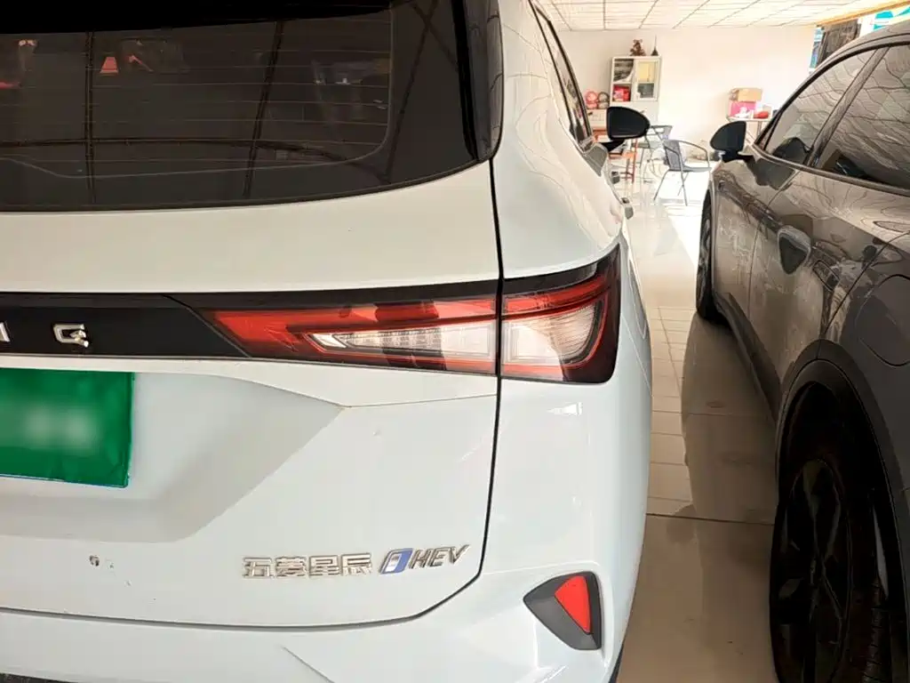 Wuling Xingchen — миниатюра 8