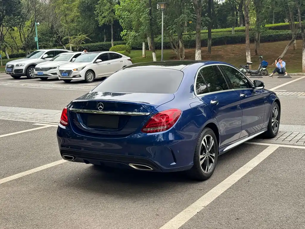 Mercedes-Benz C-Class — миниатюра 10