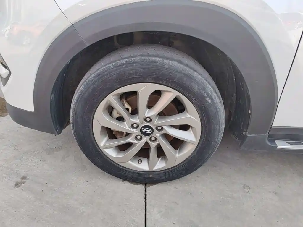 Hyundai Tucson — миниатюра 23