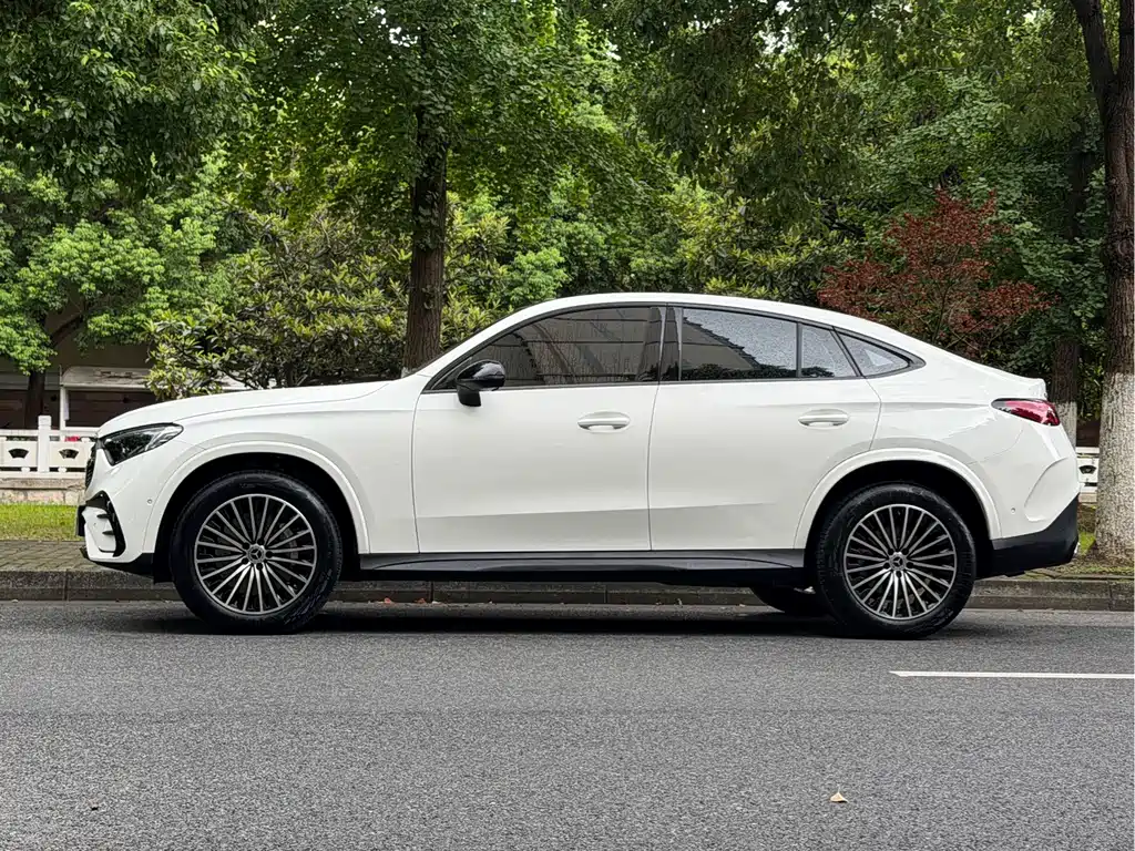 Mercedes-Benz GLC Coupe — миниатюра 7