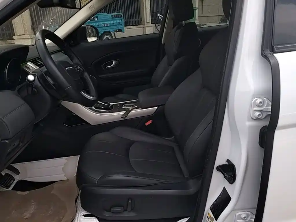 Land Rover Evoque — миниатюра 15