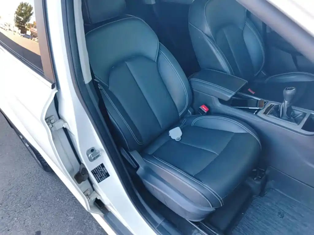 Roewe RX5 — миниатюра 25
