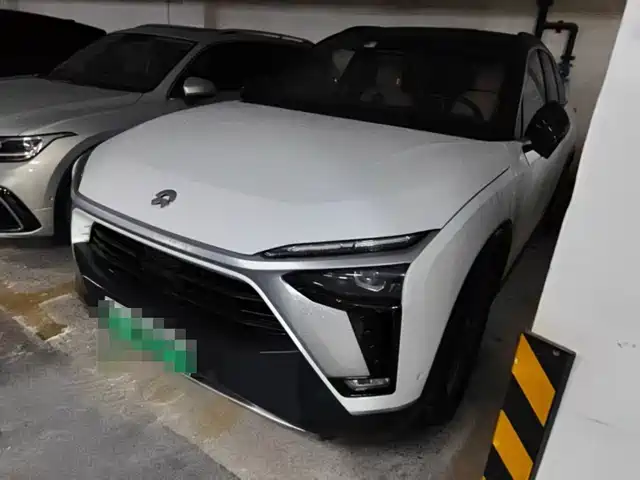 2021 Nio ES8
