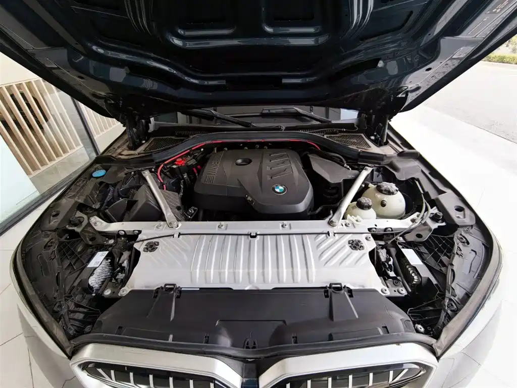 BMW X3 — миниатюра 9