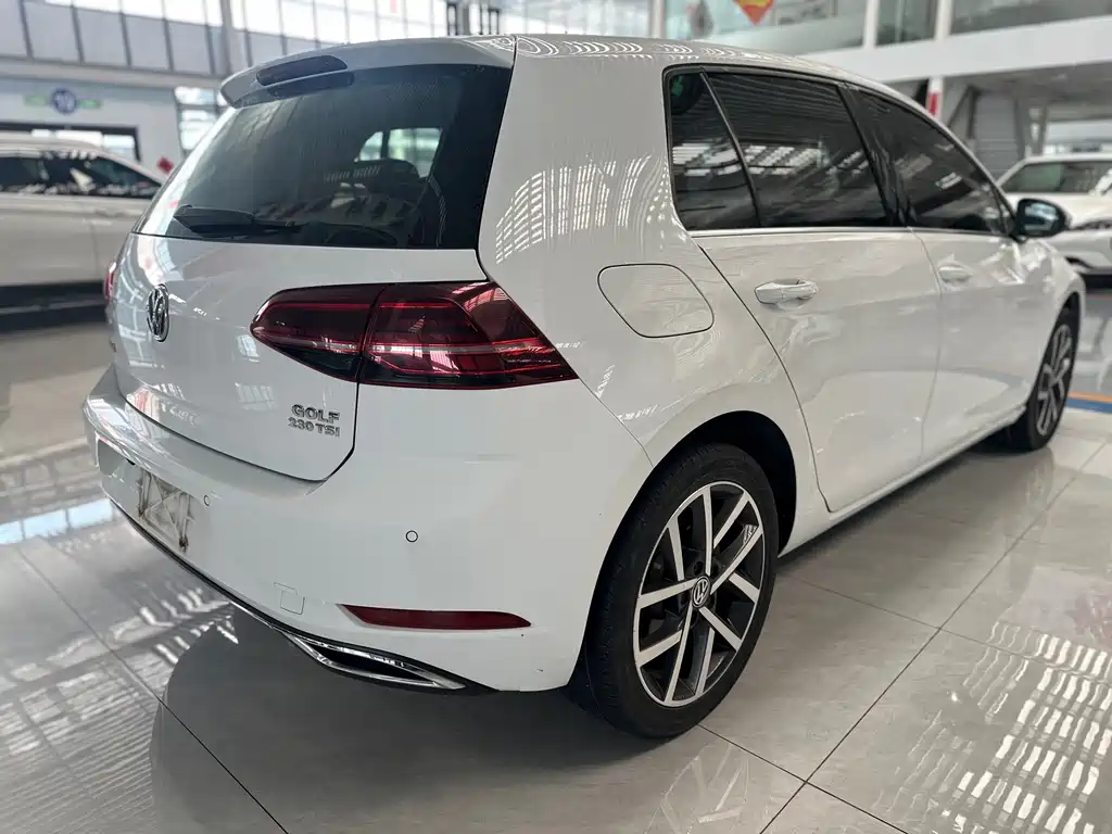 Volkswagen Golf — миниатюра 14
