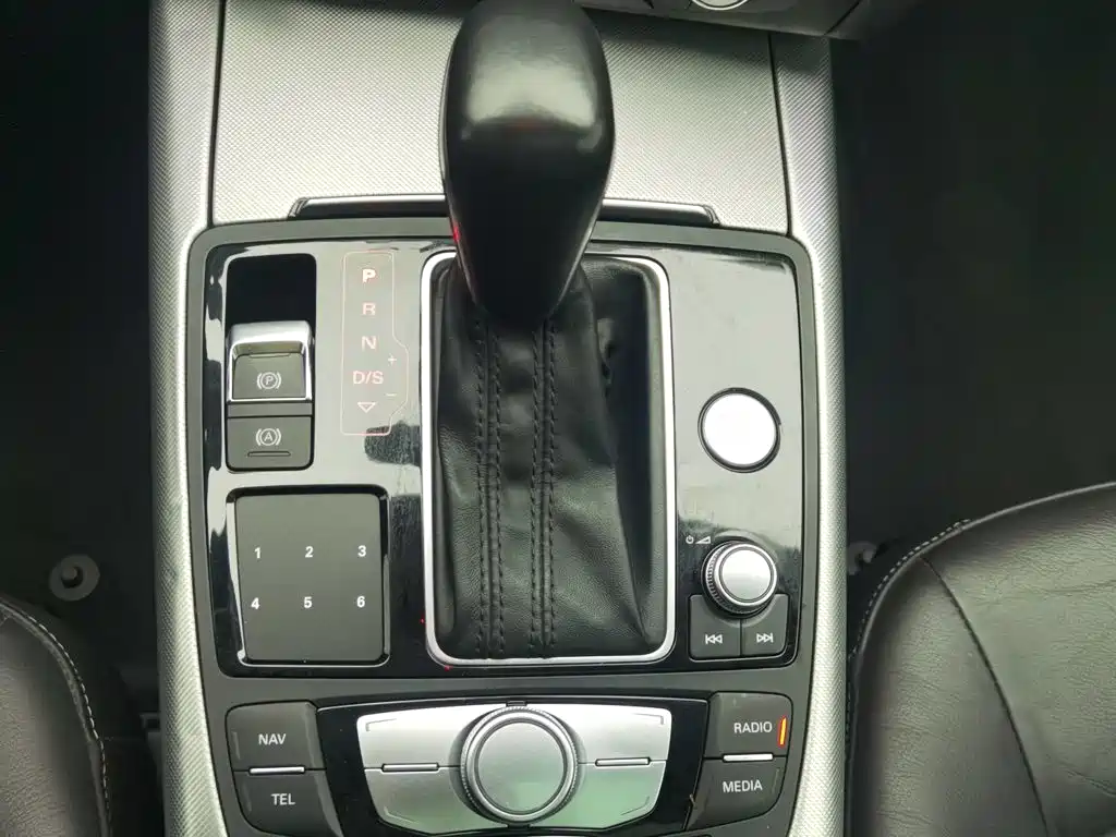 Audi A6L — миниатюра 13
