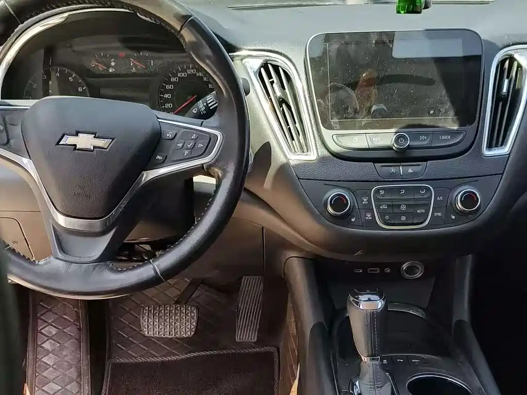 Chevrolet Malibu XL — миниатюра 9