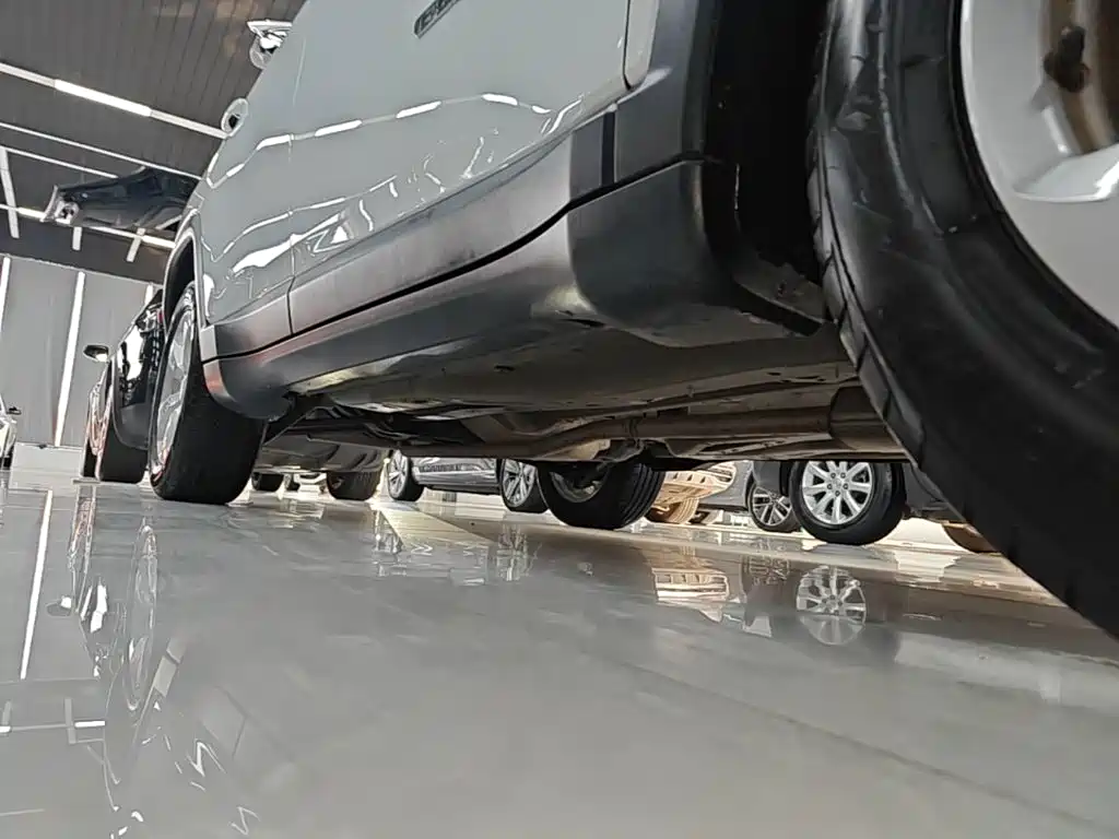 Jeep Compass — миниатюра 21