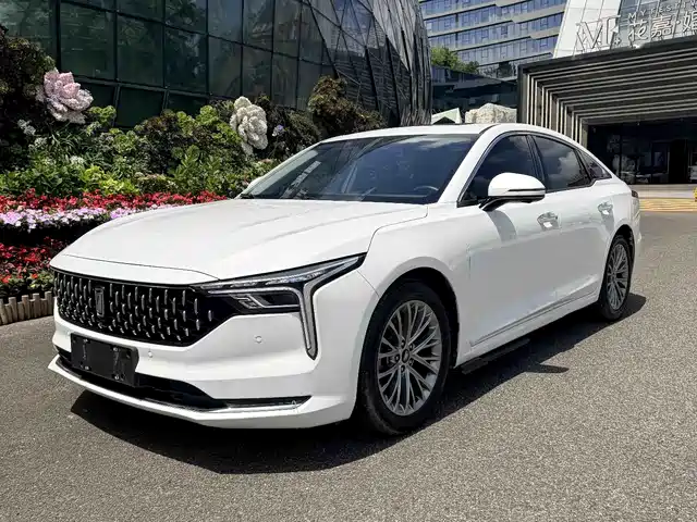 2023 Bestune B70
