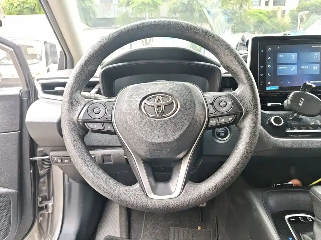 Toyota Corolla — миниатюра 11