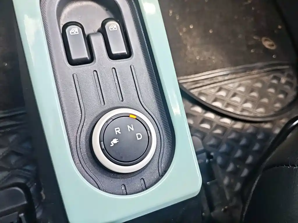 Wuling MINIEV — миниатюра 14