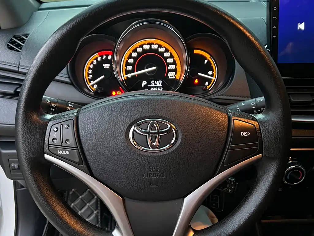 Toyota Yaris L — миниатюра 11