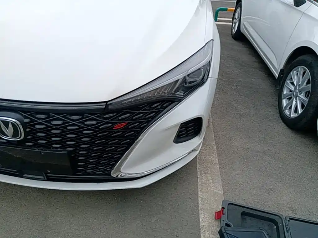 Changan Eado — миниатюра 24