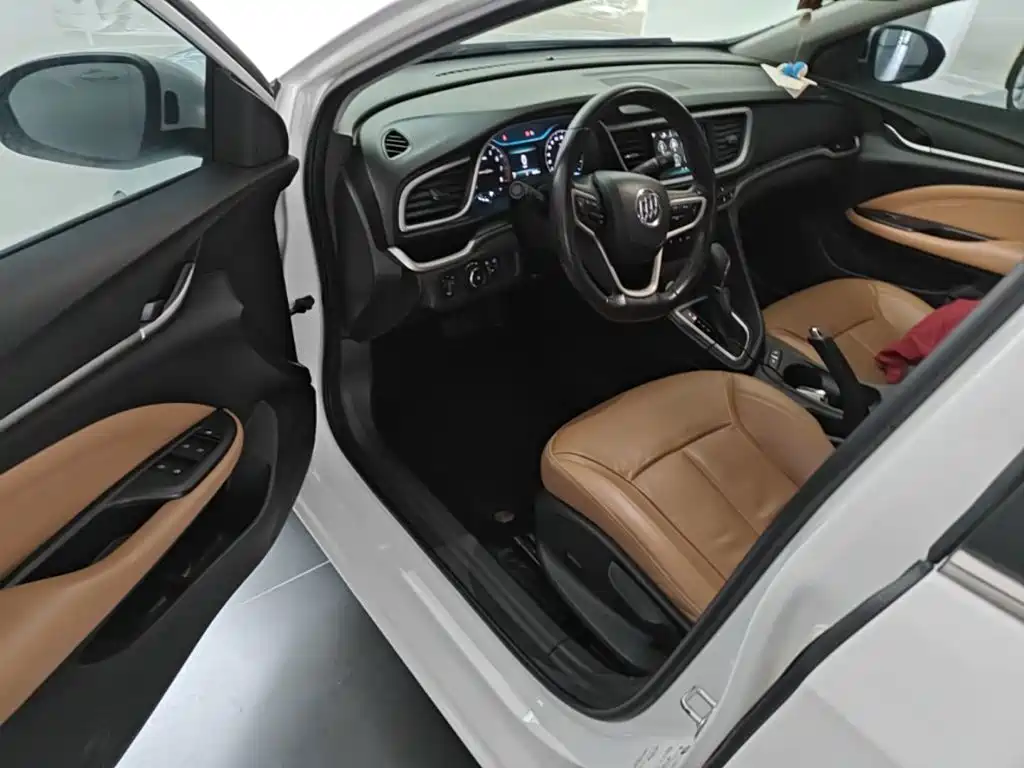 Buick Excelle — миниатюра 16