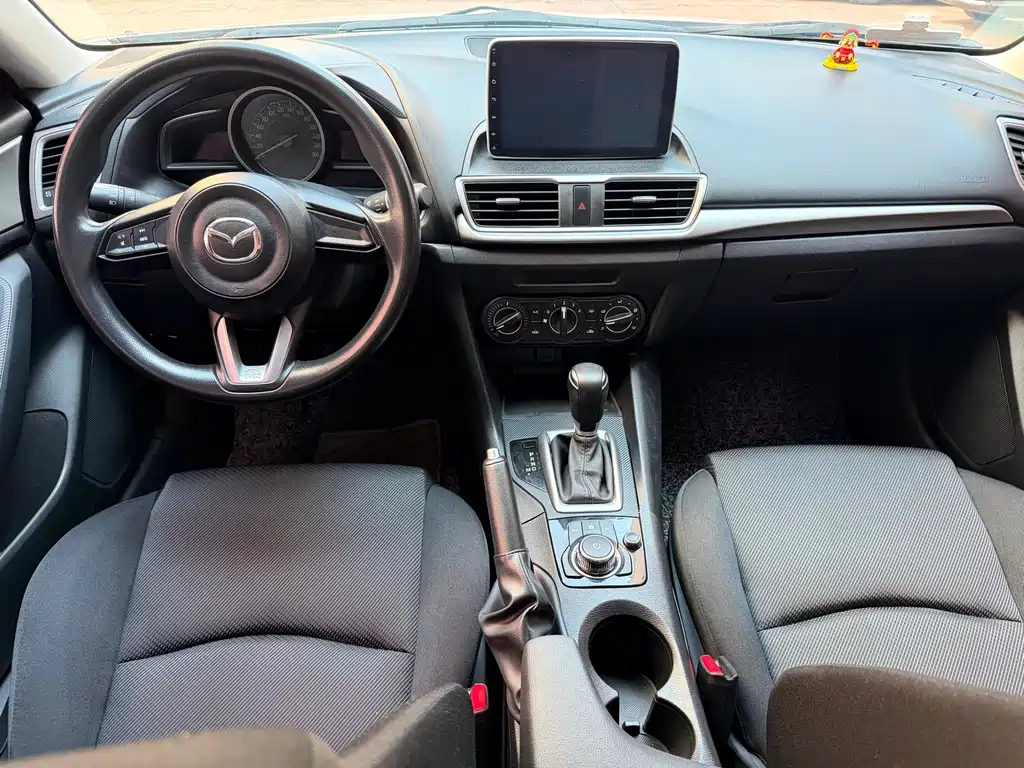 Mazda 3 Axela — миниатюра 9