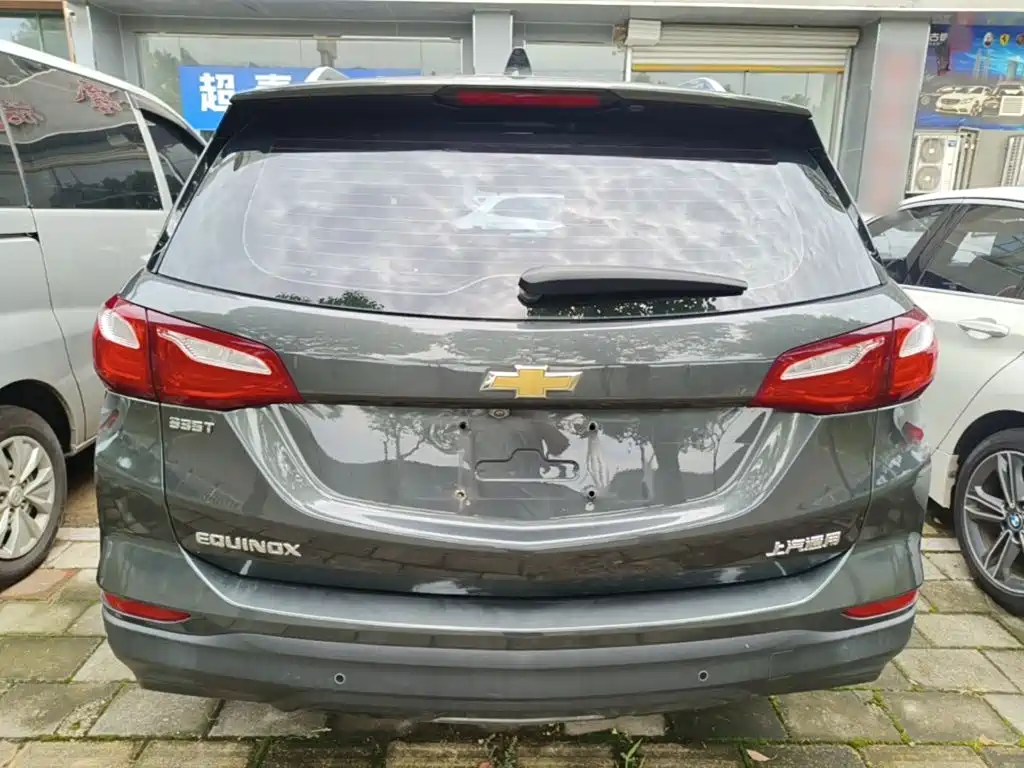 Chevrolet Equinox — миниатюра 6