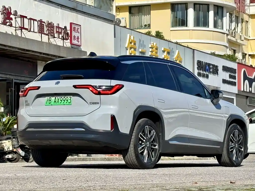 NIO ES6 — миниатюра 7