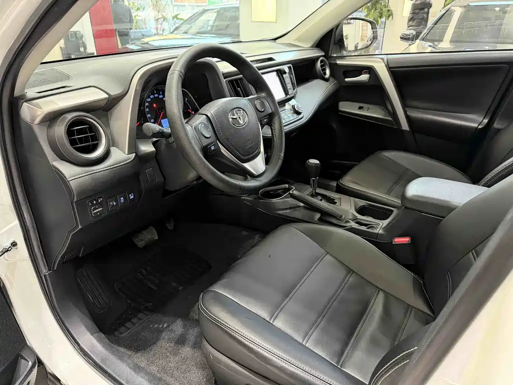 TOYOTA RAV4 RONGFANG