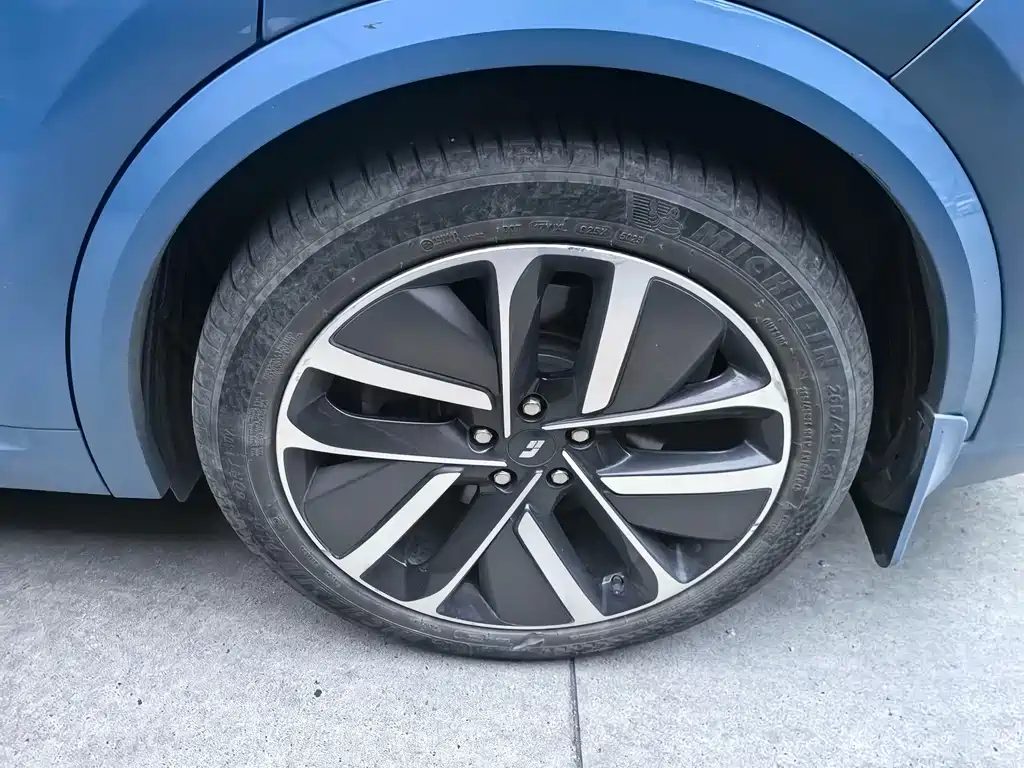 Li Auto Li L9 — миниатюра 5