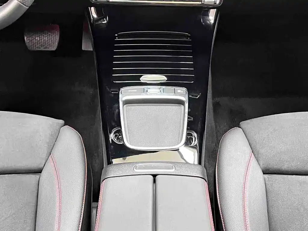 Mercedes-Benz A-Class — миниатюра 19