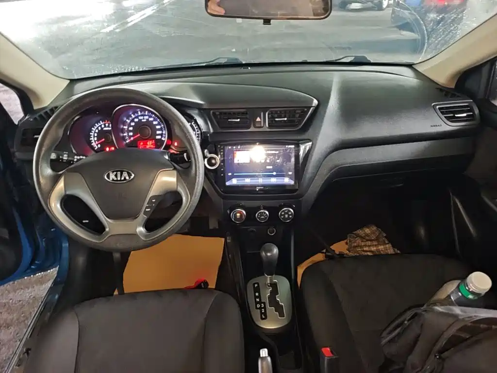 Kia K2 — миниатюра 10