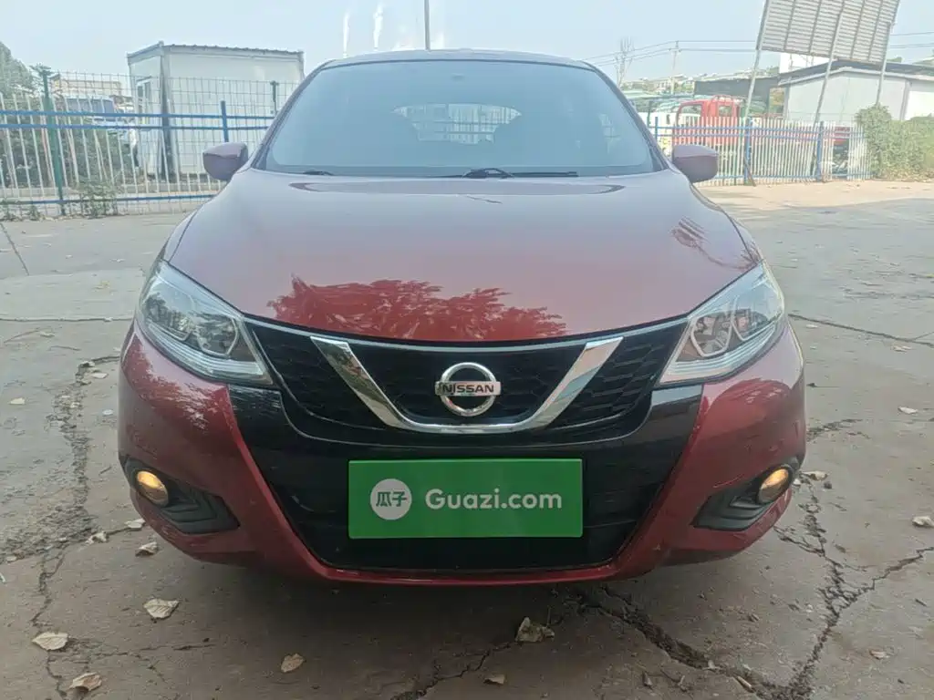 Nissan Tiida — миниатюра 3
