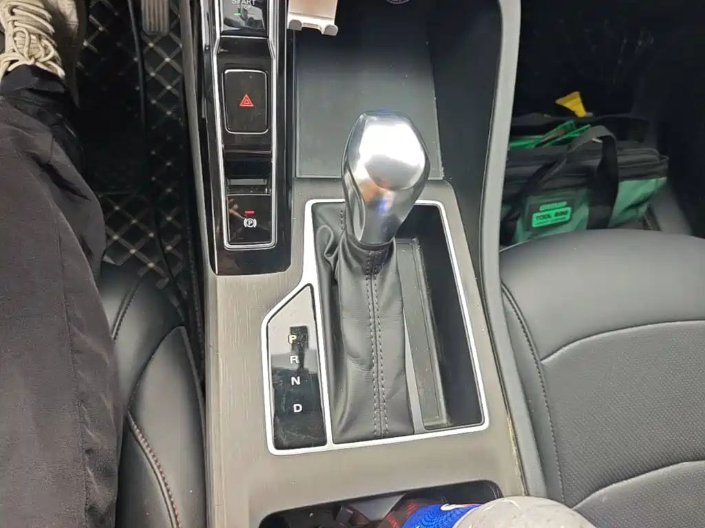 Roewe i5 — миниатюра 14