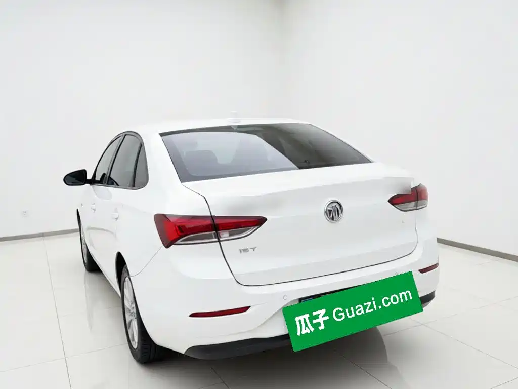Buick Excelle — миниатюра 4