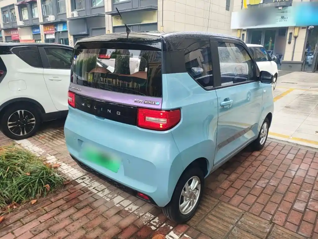 Wuling MINIEV — миниатюра 7