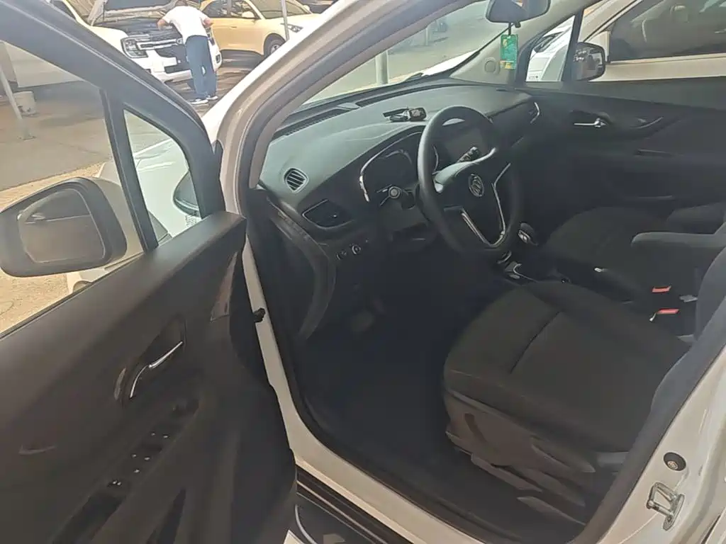 Buick Encore — миниатюра 16