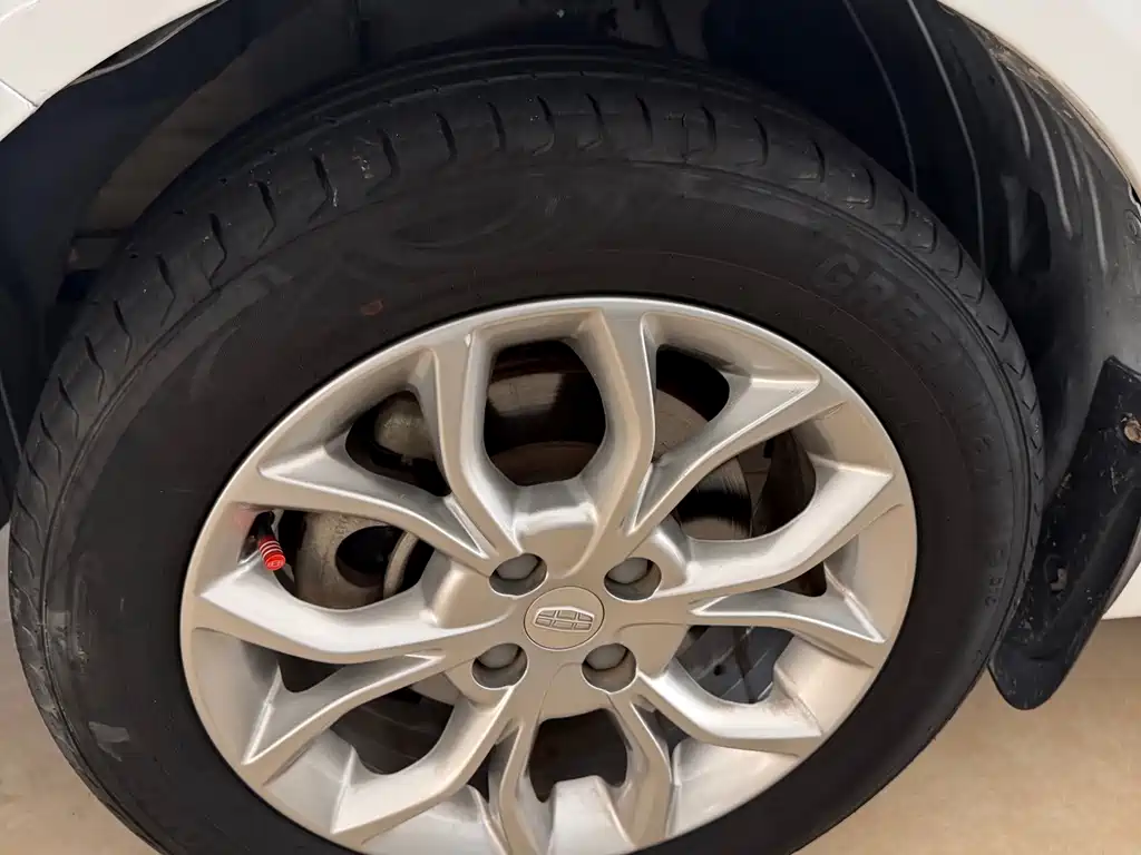 Geely Vision — миниатюра 7