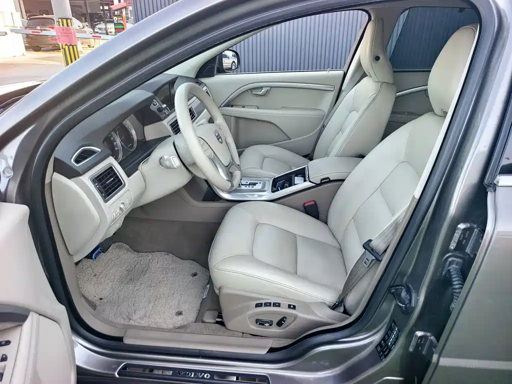 Volvo S80L — миниатюра 9