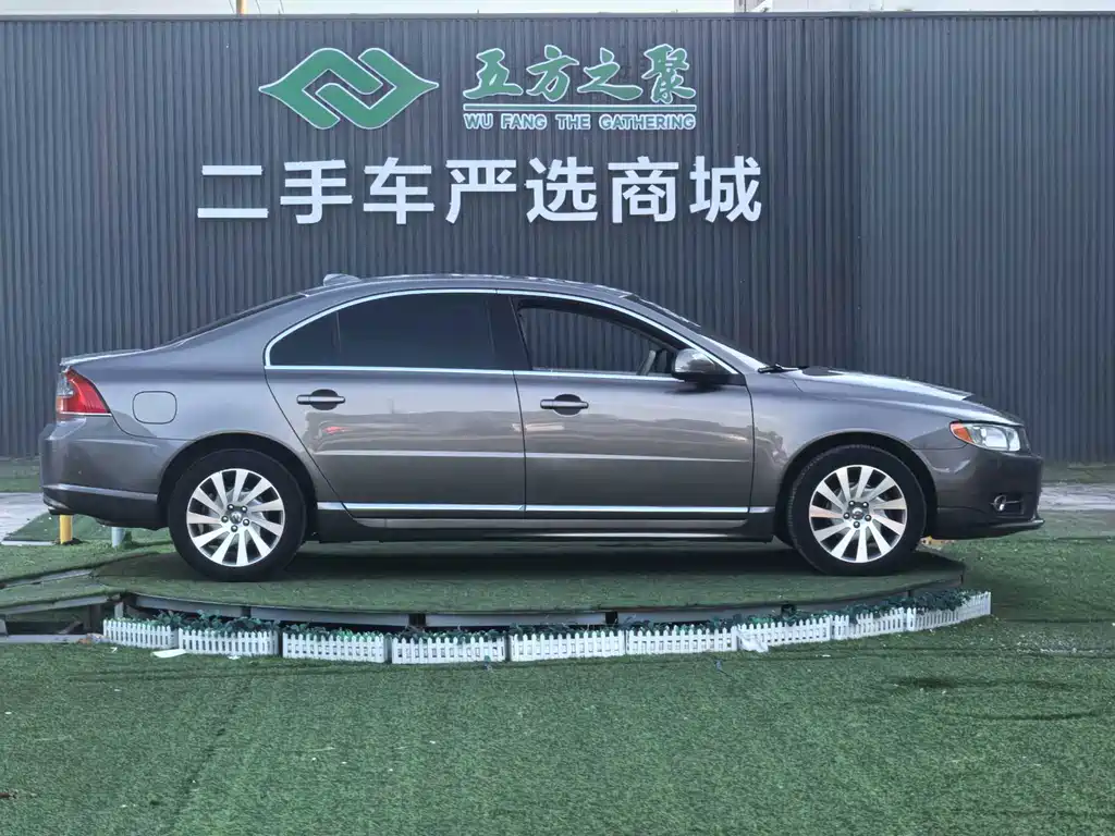 Volvo S80L — миниатюра 4