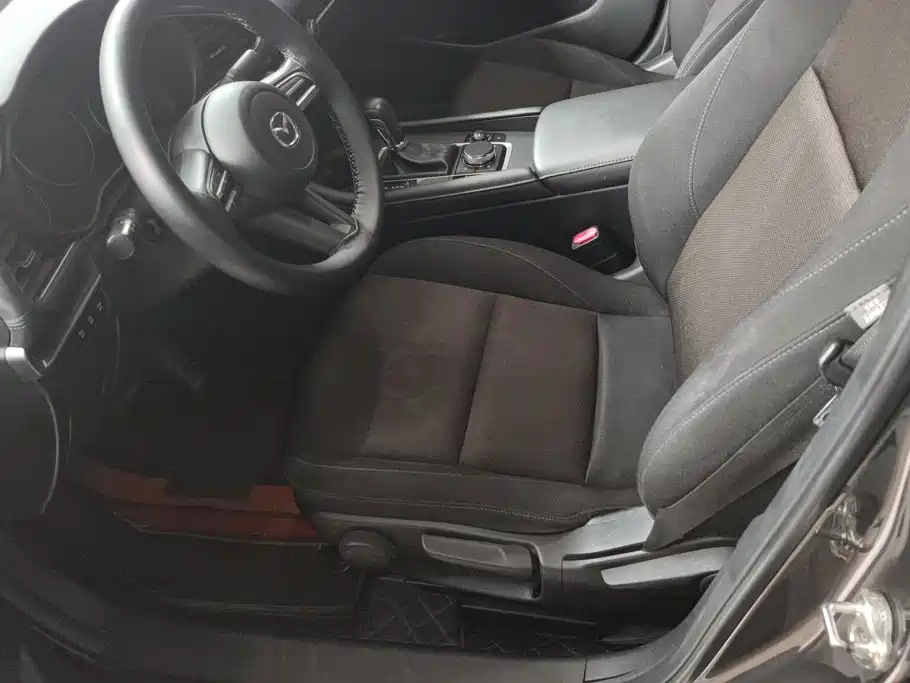 Mazda 3 Axela — миниатюра 9