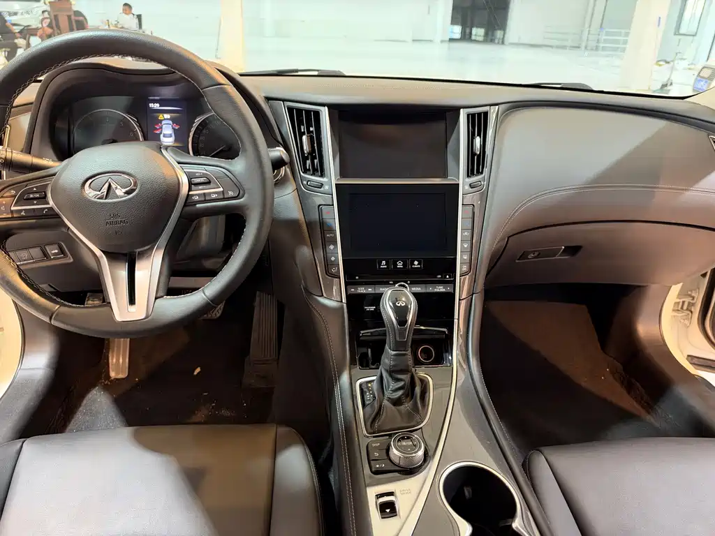 Infiniti Q50L — миниатюра 10