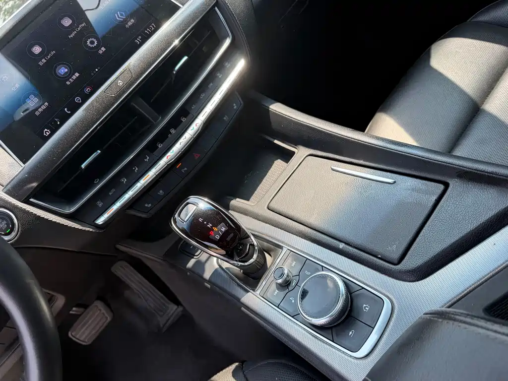 Cadillac CT5 — миниатюра 13