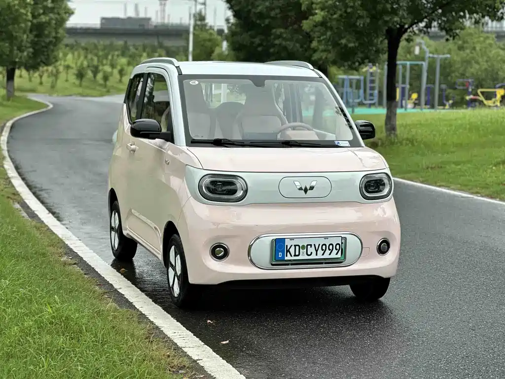 Wuling MINIEV — миниатюра 2