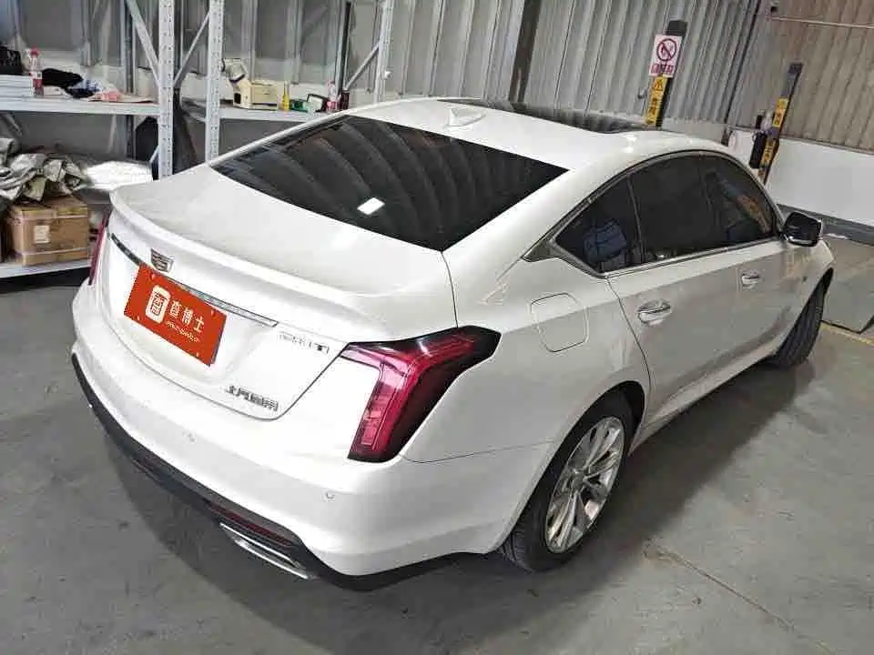 Cadillac CT5 — миниатюра 10