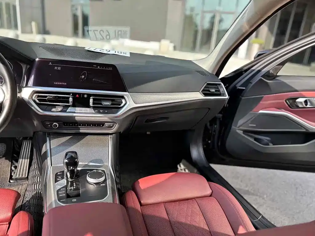 BMW 3 Series — миниатюра 7