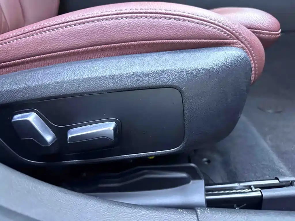 BMW 3 Series — миниатюра 21