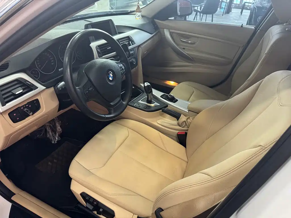 BMW 3 Series — миниатюра 9