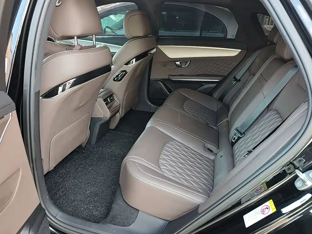 BYD Han — миниатюра 17