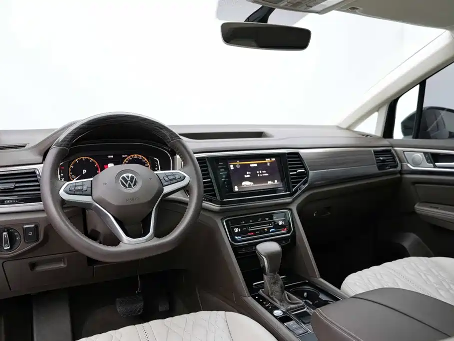 Volkswagen Viloran — миниатюра 7