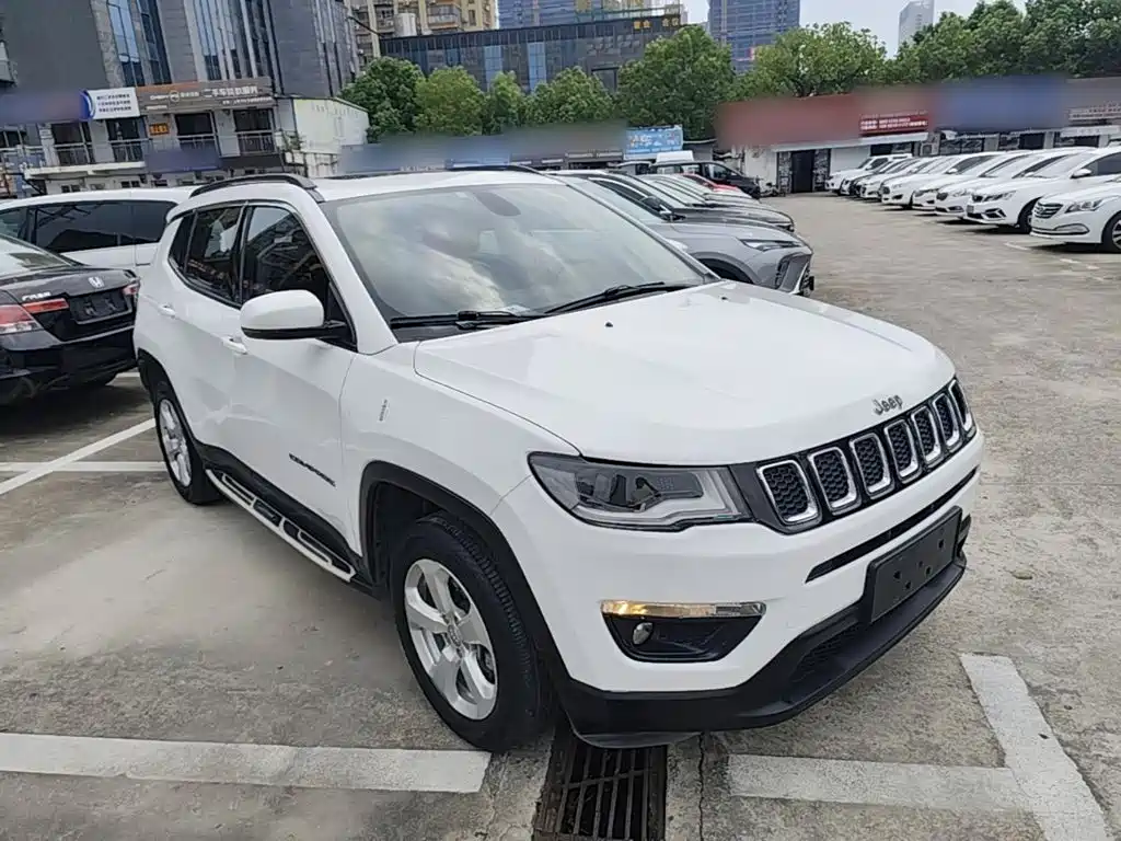 Jeep Compass — миниатюра 4