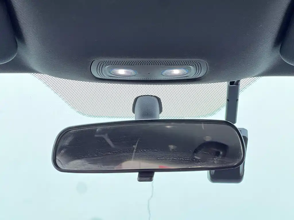 BYD Dolphin — миниатюра 17