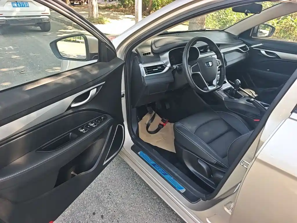 Geely Emgrand — миниатюра 16