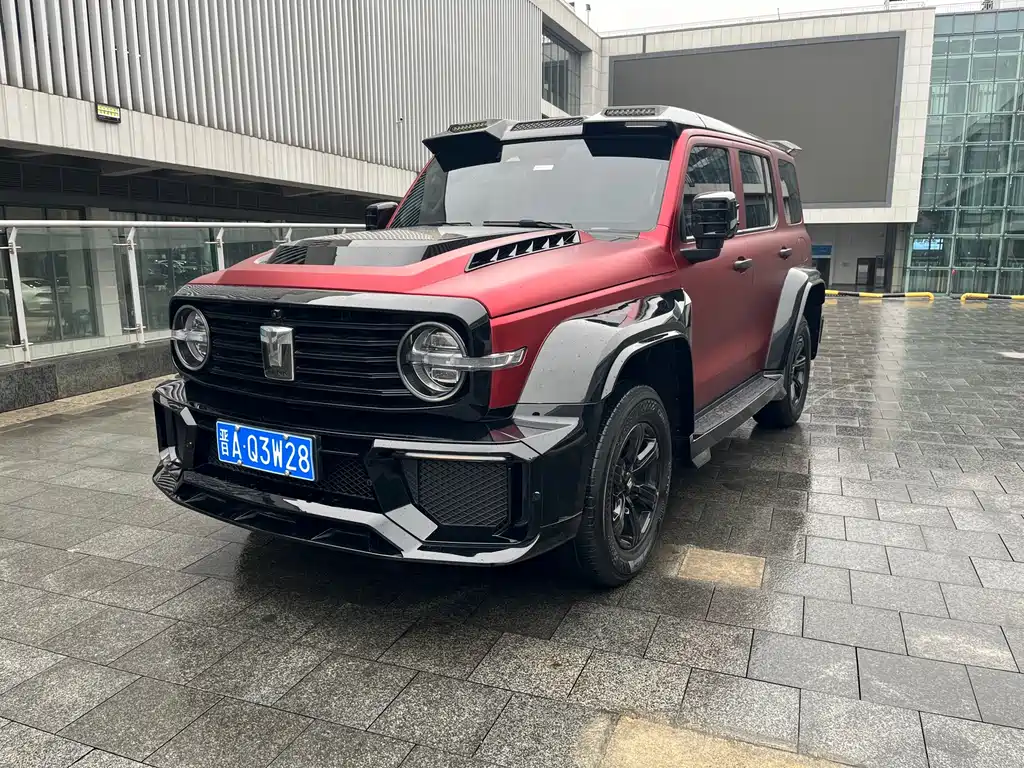 Tank Tank 300 2023
