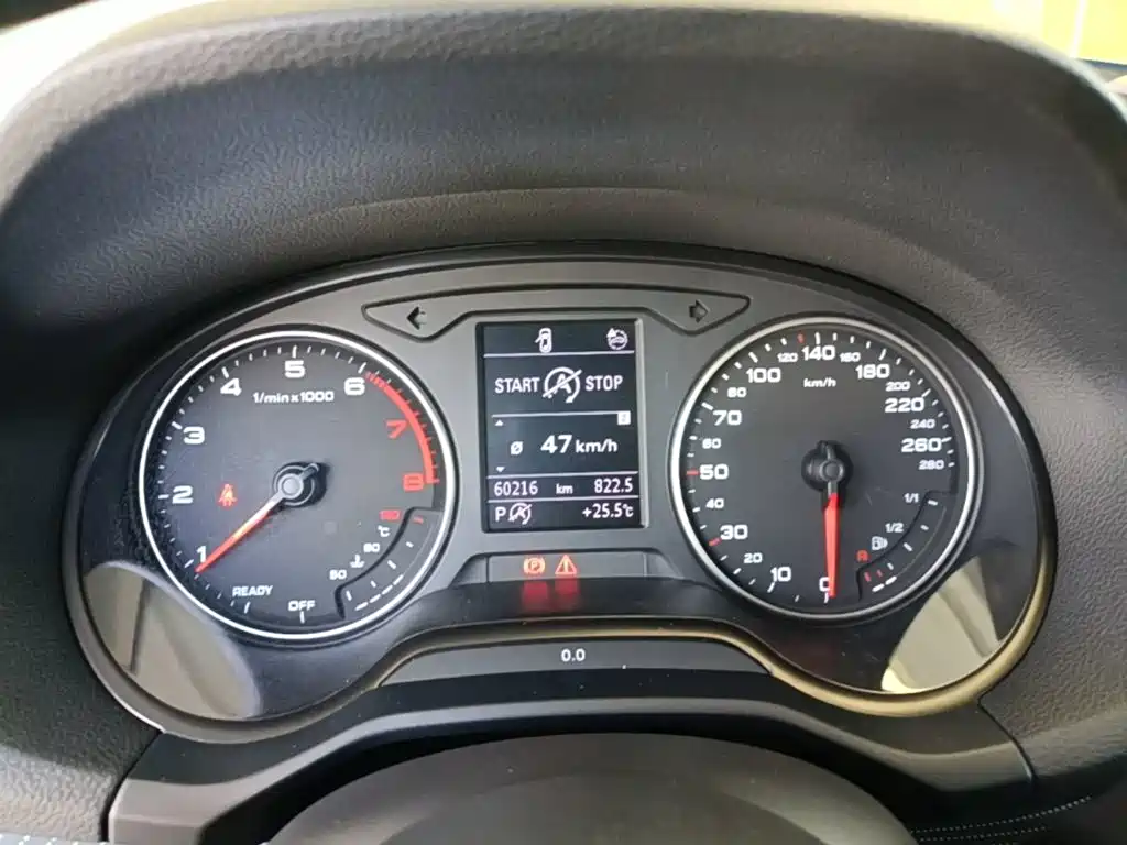 Audi Q2L — миниатюра 12